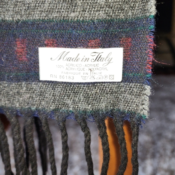 Vintage Italian Scarf - Picture 2 of 2